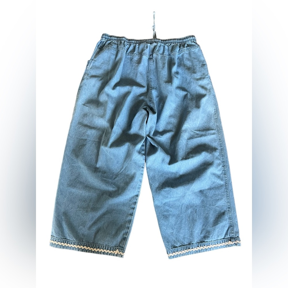 Lee Ms. Lee vintage pull on draw‎ string capri Jeans. Butterfly design size L - Picture 4 of 11